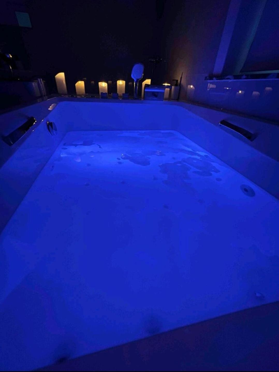 Sublime Appartement Calme Cosy & Jacuzzi Bruksela Zewnętrze zdjęcie