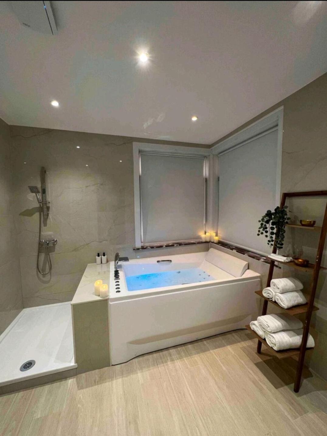 Sublime Appartement Calme Cosy & Jacuzzi Bruksela Zewnętrze zdjęcie